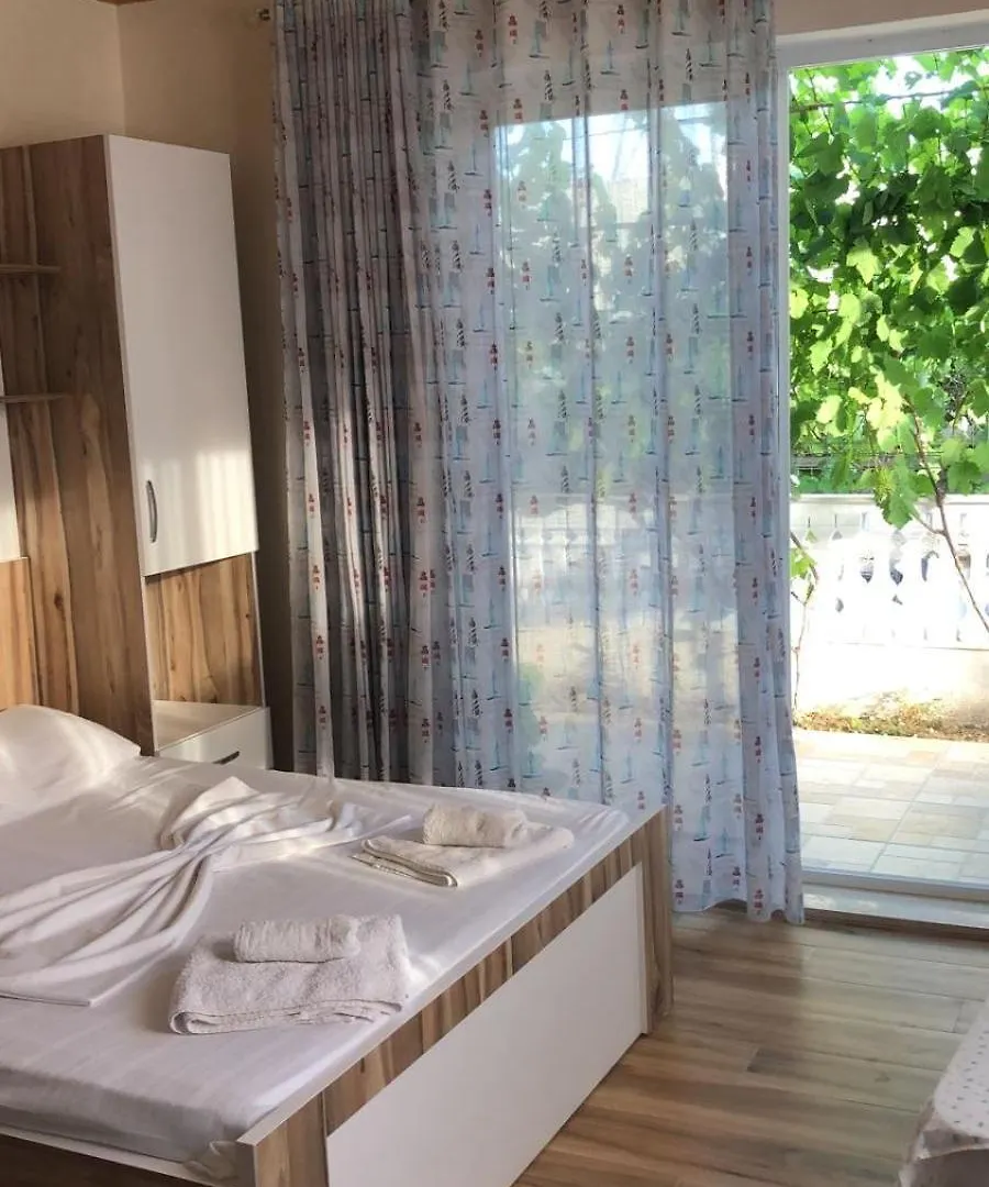 Guest house Vila Elin Vlore